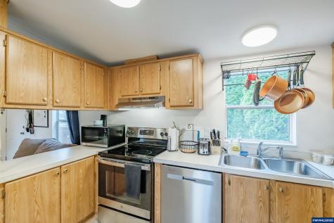 5050 Columbus #20 Street SE Albany OR 97322
