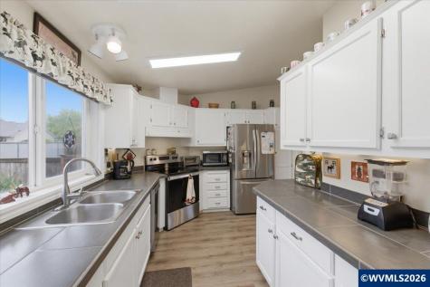 5185 Nordic Court N Keizer OR 97303
