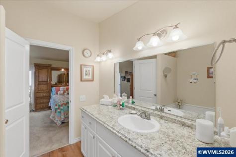 5185 Nordic Court N Keizer OR 97303