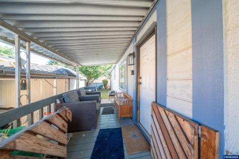3237 Elm Street Hubbard OR 97032