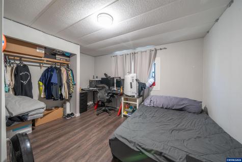 3237 Elm Street Hubbard OR 97032