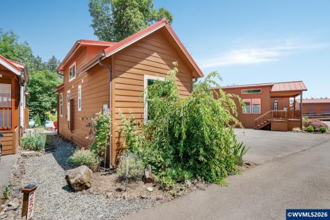 8372 Enchanted #258 Way SE Turner OR 97392