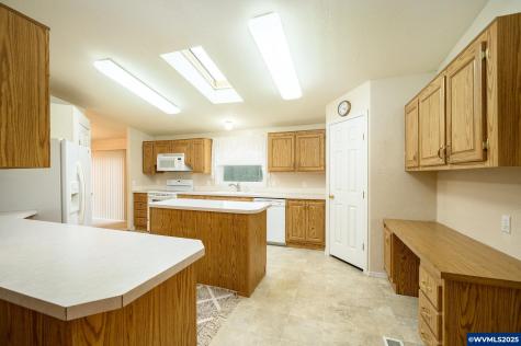 1401 W Ellendale #51 Avenue Dallas OR 97338