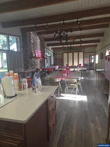 4940 Sunnyside Road Road S Salem OR 97306