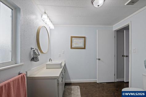 5422 Portland #123 Road NE Salem OR 97305