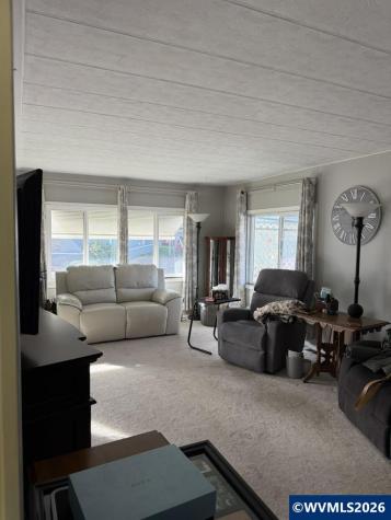 194 Broadmore Avenue NE Salem OR 97301