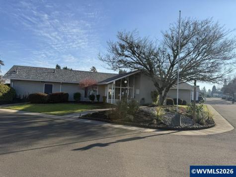 194 Broadmore Avenue NE Salem OR 97301