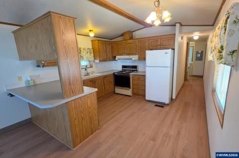 5525 43rd Way NE Salem OR 97305