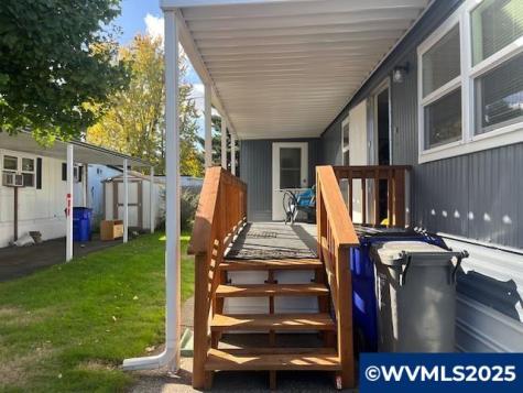 16901 SE Division #68 Street Portland OR 97236-1483