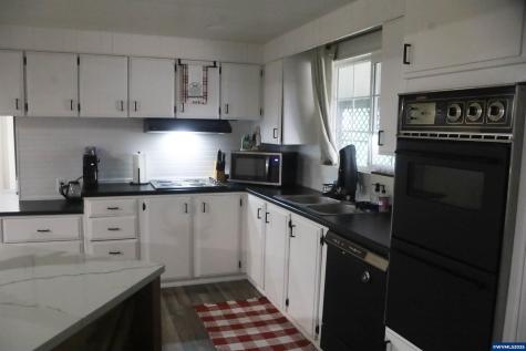 300 SE Goodnight #83 Avenue Corvallis OR 97333