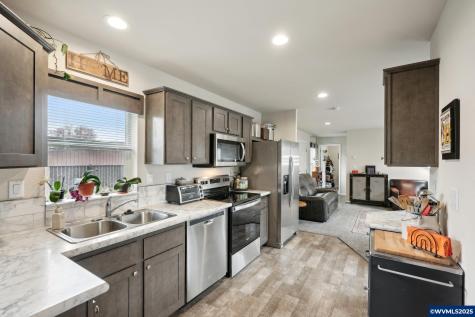 603 NW 6th Court Mcminnville OR 97128