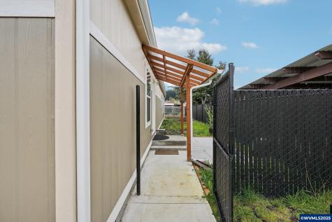 603 NW 6th Court Mcminnville OR 97128