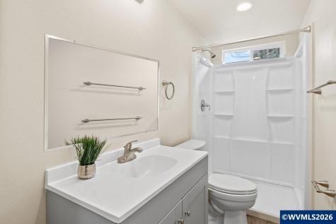 5005 Cumberland #3 Court SE Salem OR 97306