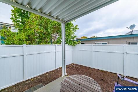 612 N Cascade Drive Woodburn OR 97071