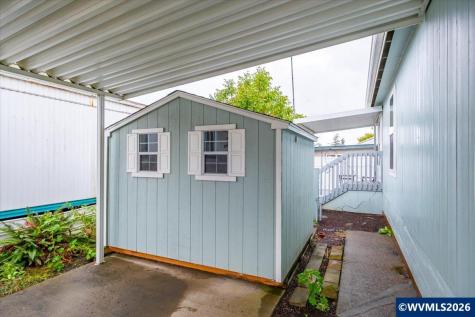 612 N Cascade Drive Woodburn OR 97071