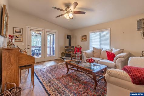 33125 SE White Oak #15 Road Corvallis OR 97333
