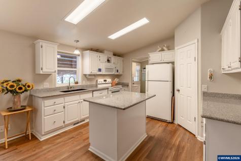 33125 SE White Oak #15 Road Corvallis OR 97333