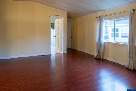 4155 NE Three Mile #141 Lane Mcminnville OR 97128