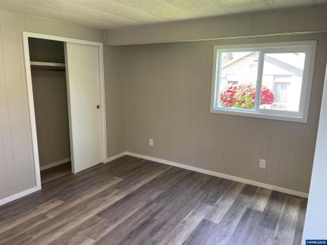 176 47th Avenue NE Salem OR 97301