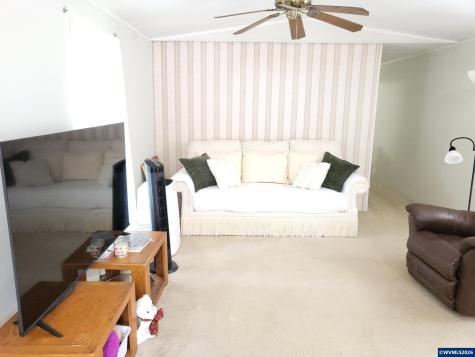 5050 Columbus #263 Street SE Albany OR 97321