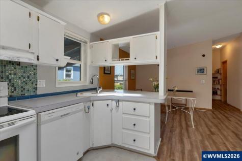 955 NE Mill Street Waldport OR 97394