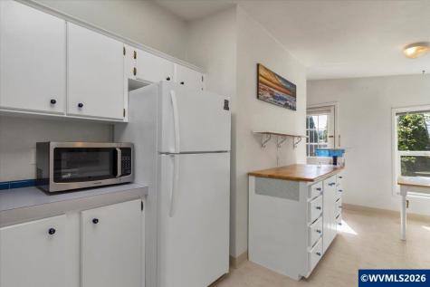 955 NE Mill Street Waldport OR 97394