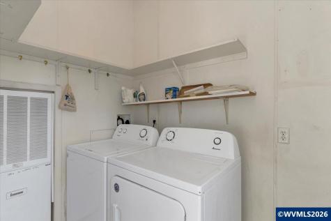 955 NE Mill Street Waldport OR 97394