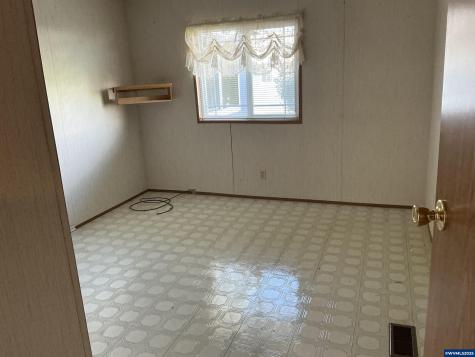 5422 Portland #53 Road NE Salem OR 97305