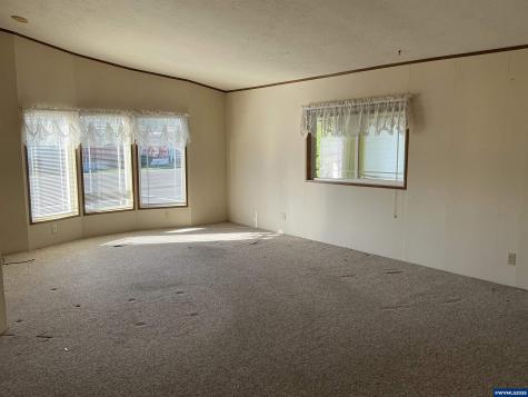 5422 Portland #53 Road NE Salem OR 97305