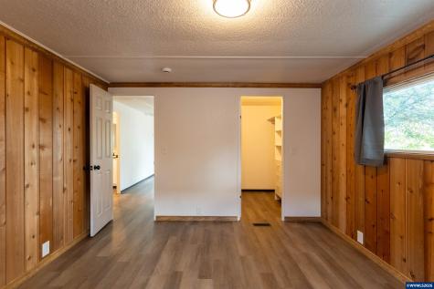 5055 NE Elliott #8 Circle Corvallis OR 97330
