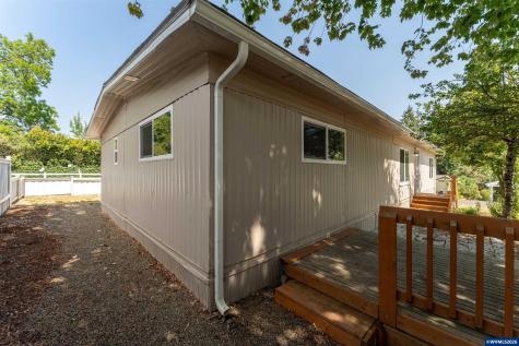 5055 NE Elliott #8 Circle Corvallis OR 97330