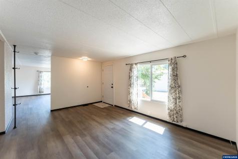 5055 NE Elliott #8 Circle Corvallis OR 97330