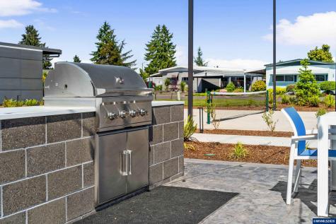 2410 SE Lancaster Dr Drive Salem OR 97317
