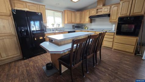 2410 SE Lancaster Dr Drive Salem OR 97317