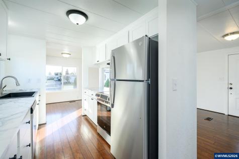 500 N Gilwood Street Carlton OR 97111