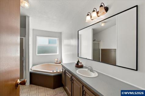 300 Western (#29) Avenue SE Albany OR 97322