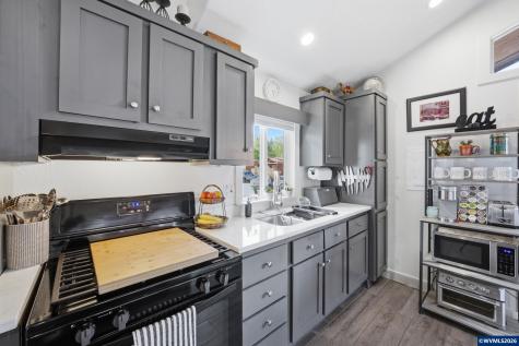8372 Enchanted (#242) Way SE Turner OR 97392