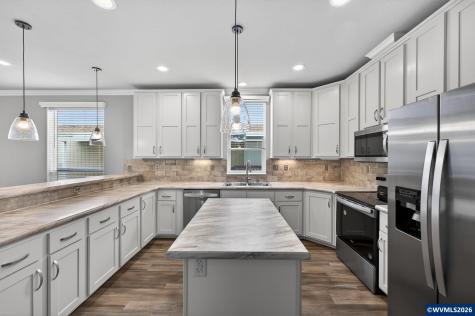 4155 NE Three Mile #80 Lane Mcminnville OR 97128-0000