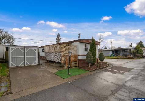 612 N Cascade Drive Woodburn OR 97071