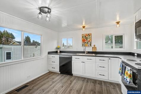 2200 Lancaster #14a Drive SE Salem OR 97317