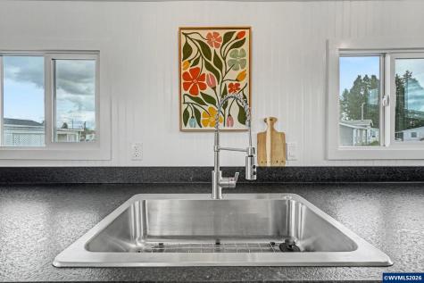 2200 Lancaster #14a Drive SE Salem OR 97317