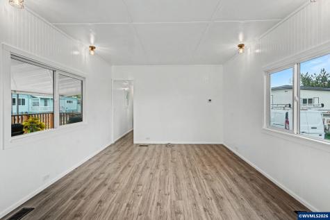 2200 Lancaster #14a Drive SE Salem OR 97317