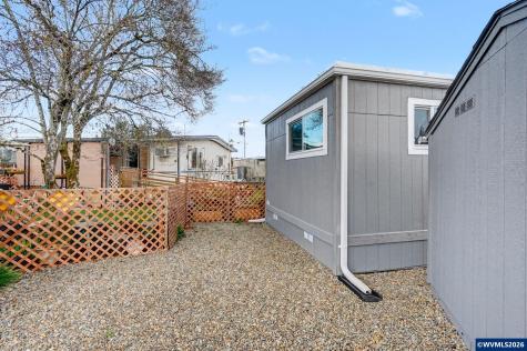 2200 Lancaster #14a Drive SE Salem OR 97317