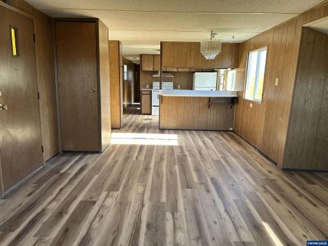 16688 NE Highway 99e #48 Woodburn OR 97071