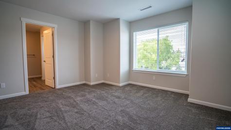 66/68 Sand Ridge (6 Total Duplexes) Court Lebanon OR 97392