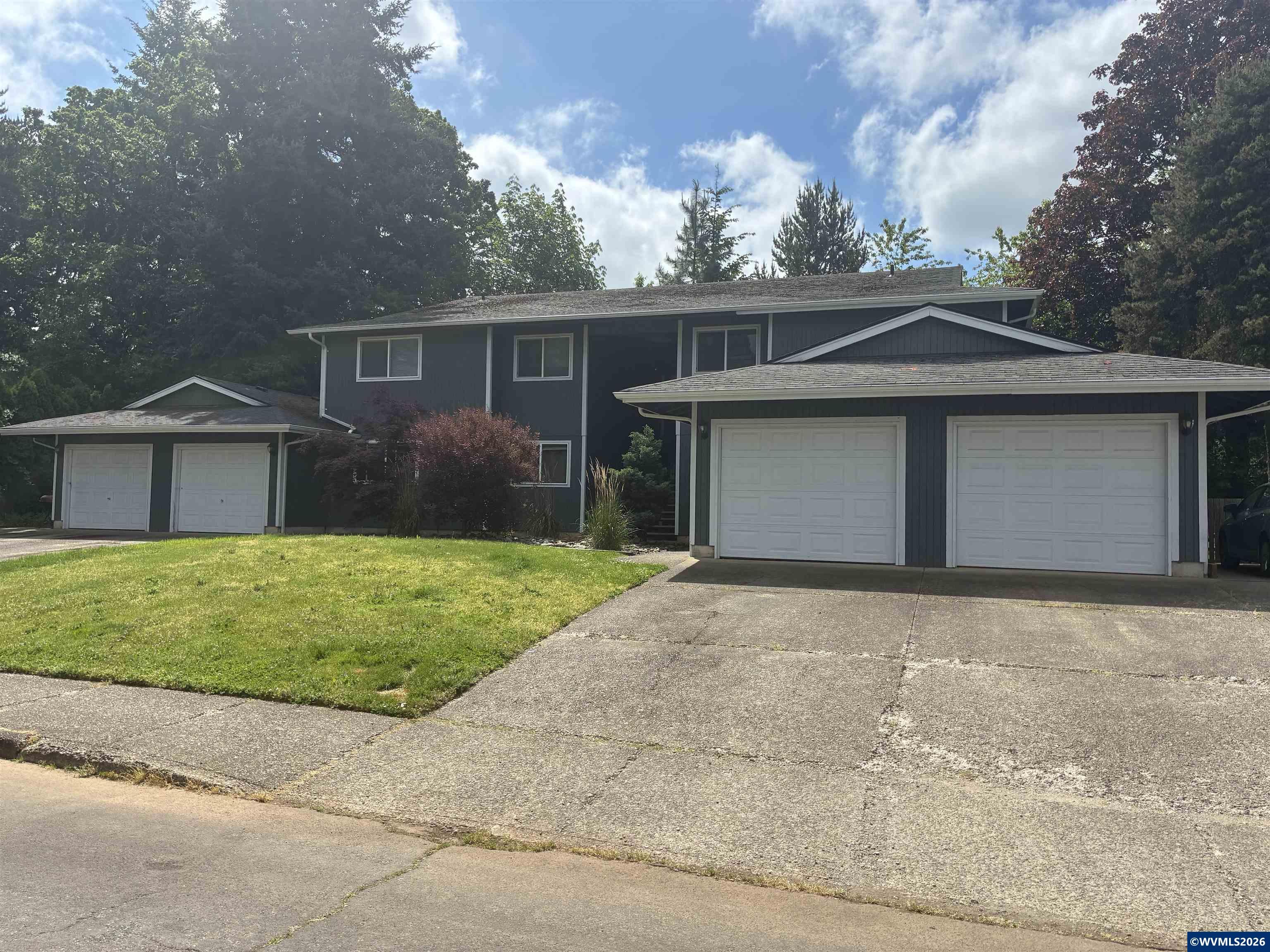 2194-2200 Navaho Court SE Salem OR 97306