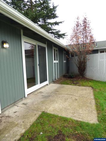 4016 45th Avenue NE Salem OR 97305