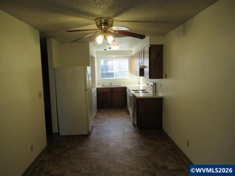 1480-1486 Salishan Street SE Salem OR 97302