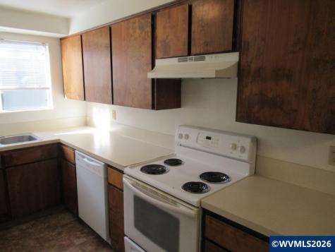 1480-1486 Salishan Street SE Salem OR 97302