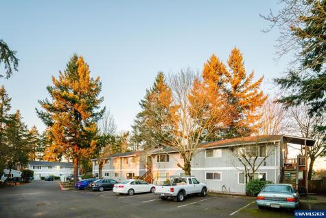 340 S Locust Street Canby OR 97013